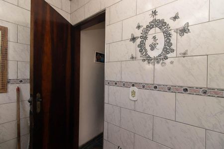 Banheiro  de casa à venda com 3 quartos, 290m² em Jardim Cabucu, São Paulo