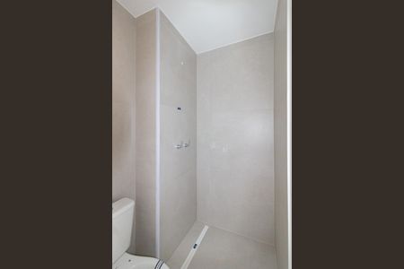 Banheiro de apartamento para alugar com 2 quartos, 62m² em Umuarama, Osasco