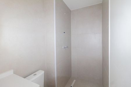 Apartamento para alugar com 62m², 2 quartos e sem vaga Apartamento para alugar com 62m², 2 quartos e sem vagaBanheiro da Suíte