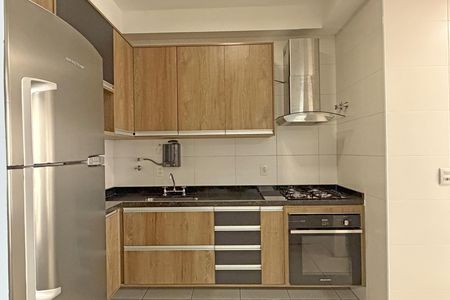 Apartamento para alugar com 82m², 2 quartos e 2 vagas Apartamento para alugar com 82m², 2 quartos e 2 vagasCozinha e Área de Serviço