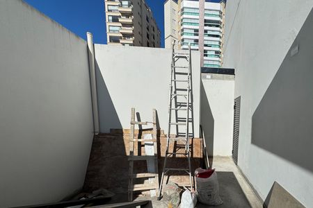 Apartamento à venda com 138m², 2 quartos e 2 vagas Apartamento à venda com 138m², 2 quartos e 2 vagasCobertura