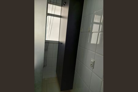 Apartamento à venda com 68m², 3 quartos e 1 vaga Apartamento à venda com 68m², 3 quartos e 1 vagaBanheiro