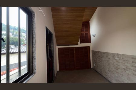 Quarto 3 de casa de condomínio para alugar com 3 quartos, 116m² em Quarteirão Ingelheim, Petrópolis