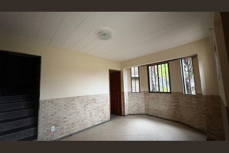 Casa de condomínio para alugar com 116m², 3 quartos e 1 vaga Casa de condomínio para alugar com 116m², 3 quartos e 1 vagaSala