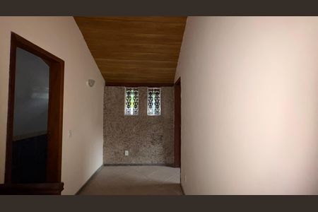Casa de condomínio para alugar com 116m², 3 quartos e 1 vaga Casa de condomínio para alugar com 116m², 3 quartos e 1 vagaCorredor
