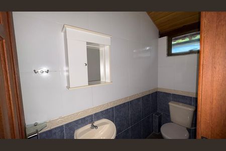 Casa de condomínio para alugar com 116m², 3 quartos e 1 vaga Casa de condomínio para alugar com 116m², 3 quartos e 1 vagaBanheiro 2° Andar