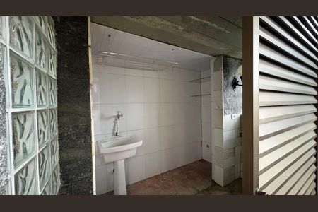 Casa de condomínio para alugar com 116m², 3 quartos e 1 vaga Casa de condomínio para alugar com 116m², 3 quartos e 1 vagaÁrea de Serviço
