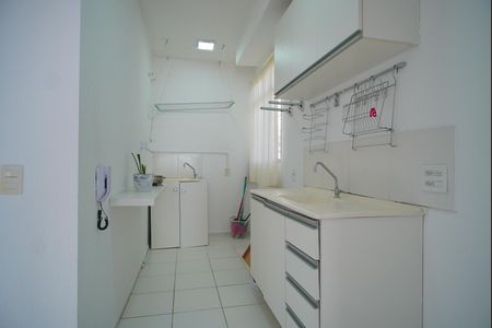 Cozinha de apartamento para alugar com 1 quarto, 42m² em Sarandi, Porto Alegre