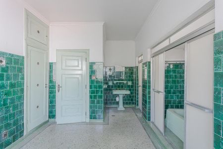 Banheiro 1 de casa à venda com 3 quartos, 487m² em Jardim Paulista, São Paulo