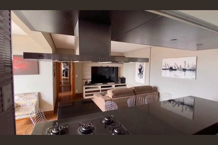 Cozinha  de apartamento para alugar com 3 quartos, 140m² em Nova Suíça, Belo Horizonte
