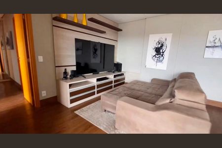 Sala  de apartamento para alugar com 3 quartos, 140m² em Nova Suíça, Belo Horizonte