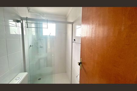 Apartamento para alugar com 71m², 2 quartos e sem vaga Apartamento para alugar com 71m², 2 quartos e sem vagaBanheiro 1