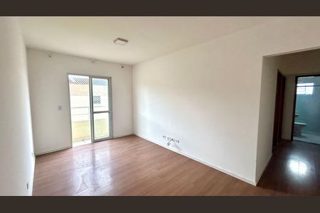 Apartamento para alugar com 71m², 2 quartos e sem vaga Apartamento para alugar com 71m², 2 quartos e sem vagaSala