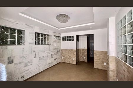 Sala de apartamento para alugar com 1 quarto, 116m² em Quarteirão Ingelheim, Petrópolis