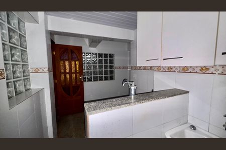 Cozinha e Área de Serviço de apartamento para alugar com 1 quarto, 116m² em Quarteirão Ingelheim, Petrópolis
