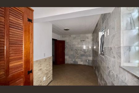 Quarto de apartamento para alugar com 1 quarto, 116m² em Quarteirão Ingelheim, Petrópolis