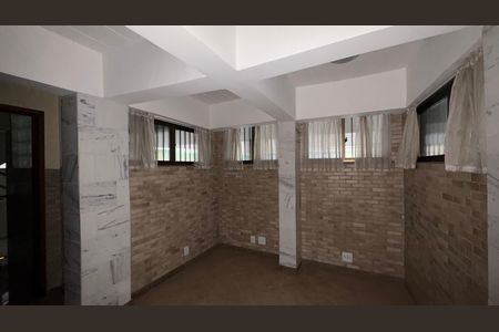 Sala de kitnet/studio para alugar com 1 quarto, 116m² em Quarteirão Ingelheim, Petrópolis