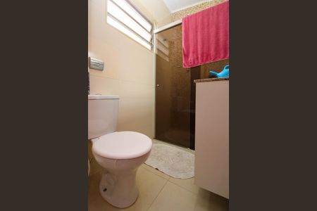Casa para alugar com 86m², 3 quartos e 1 vaga Casa para alugar com 86m², 3 quartos e 1 vagaBanheiro