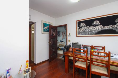 Casa para alugar com 86m², 3 quartos e 1 vaga Casa para alugar com 86m², 3 quartos e 1 vagaSala