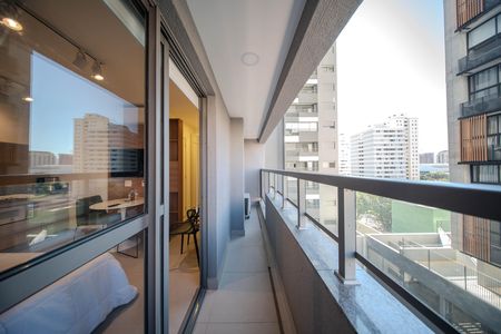 Studio para alugar com 31m², 1 quarto e sem vaga Studio para alugar com 31m², 1 quarto e sem vagaSacada