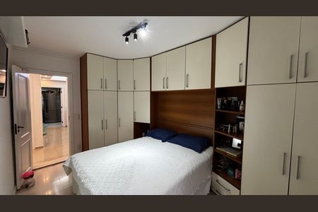 Suite de apartamento à venda com 3 quartos, 106m² em Vila Gilda, Santo André