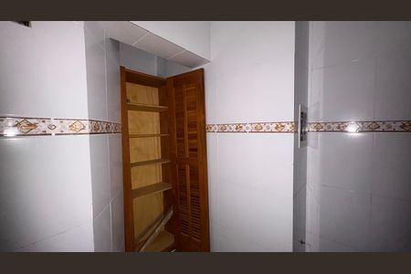 Apartamento para alugar com 116m², 3 quartos e 1 vaga Apartamento para alugar com 116m², 3 quartos e 1 vagaCozinha e Área de Serviço
