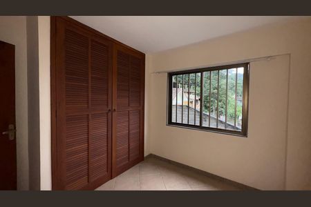 Apartamento para alugar com 116m², 3 quartos e 1 vaga Apartamento para alugar com 116m², 3 quartos e 1 vagaQuarto 1