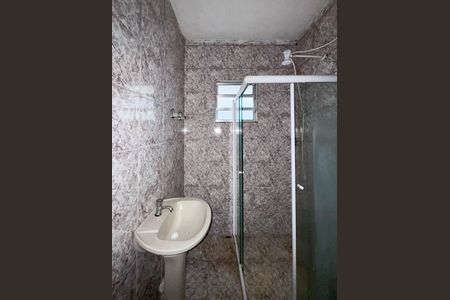 Casa para alugar com 40m², 1 quarto e 1 vaga Casa para alugar com 40m², 1 quarto e 1 vagaBanheiro Social