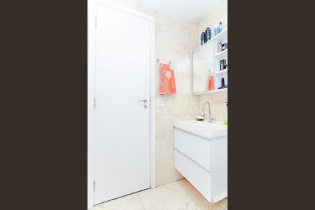 Apartamento à venda com 83m², 3 quartos e 1 vagaBanheiro da Suíte