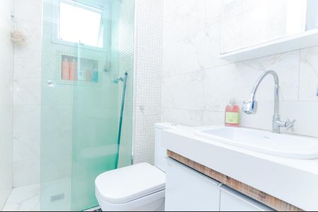 Banheiro Social de apartamento à venda com 3 quartos, 83m² em Vila Santo Antonio, Guarulhos