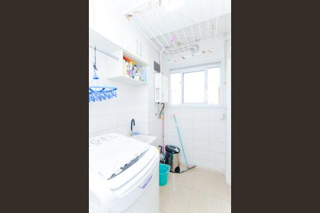 Apartamento à venda com 83m², 3 quartos e 1 vagaÁrea de Serviço