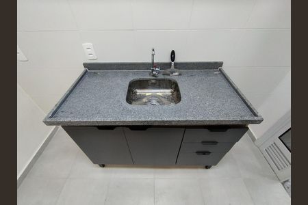 Cozinha - Armários de apartamento para alugar com 1 quarto, 38m² em Vila Vermelha, São Paulo