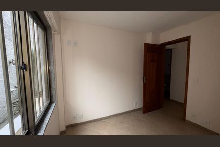 Quarto 2 de apartamento para alugar com 3 quartos, 116m² em Quarteirão Ingelheim, Petrópolis