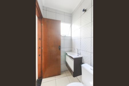 Casa de condomínio à venda com 72m², 2 quartos e 2 vagas Casa de condomínio à venda com 72m², 2 quartos e 2 vagasBanheiro da Suíte 2