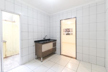 Casa de condomínio à venda com 72m², 2 quartos e 2 vagas Casa de condomínio à venda com 72m², 2 quartos e 2 vagasCozinha