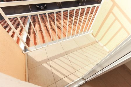 Casa de condomínio à venda com 72m², 2 quartos e 2 vagas Casa de condomínio à venda com 72m², 2 quartos e 2 vagasVaranda da Suíte 1