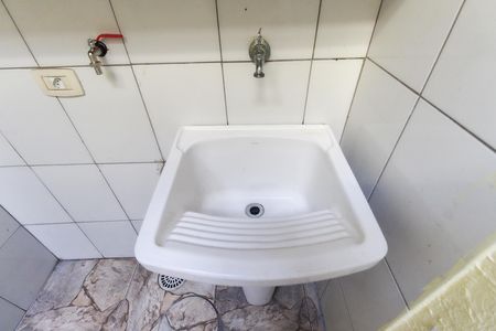 Casa de condomínio à venda com 72m², 2 quartos e 2 vagas Casa de condomínio à venda com 72m², 2 quartos e 2 vagasÁrea de Serviço