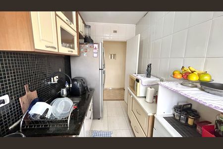 Cozinha de apartamento à venda com 2 quartos, 54m² em Jardim Bom Clima, Guarulhos