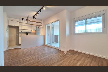 Apartamento para alugar com 2 quartos, 79m² em Vila Anastácio, São Paulo