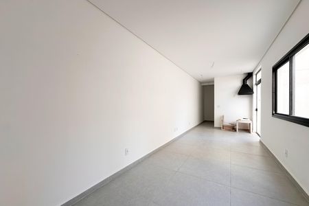 Apartamento à venda com 83m², 2 quartos e 1 vaga Apartamento à venda com 83m², 2 quartos e 1 vagaSala