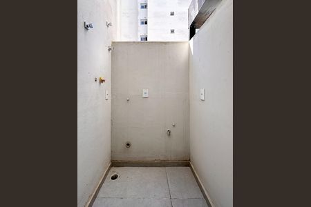 Apartamento à venda com 83m², 2 quartos e 1 vaga Apartamento à venda com 83m², 2 quartos e 1 vagaÁrea de Serviço