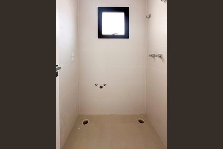 Apartamento à venda com 83m², 2 quartos e 1 vaga Apartamento à venda com 83m², 2 quartos e 1 vagaBanheiro Social