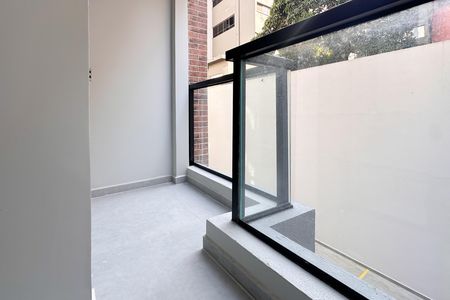 Apartamento à venda com 83m², 2 quartos e 1 vaga Apartamento à venda com 83m², 2 quartos e 1 vagaSacada do Quarto e Suíte