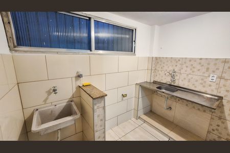 Apartamento à venda com 46m², 2 quartos e 1 vaga Apartamento à venda com 46m², 2 quartos e 1 vagaCozinha e Área de Serviço
