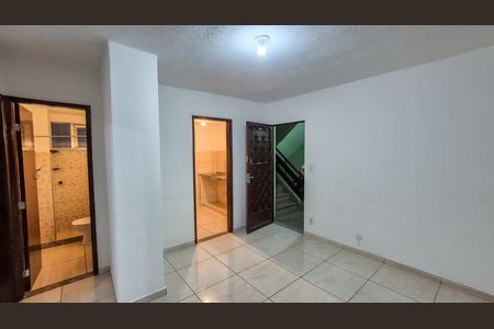 Apartamento à venda com 2 quartos, 46m² em Irajá, Rio de Janeiro