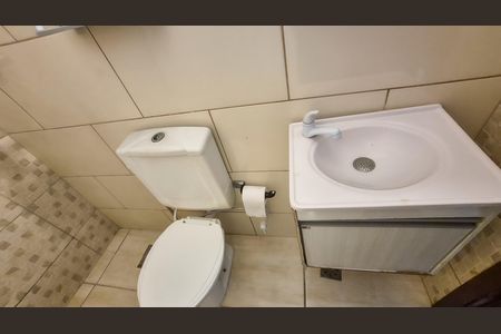 Apartamento à venda com 46m², 2 quartos e 1 vaga Apartamento à venda com 46m², 2 quartos e 1 vagaBanheiro