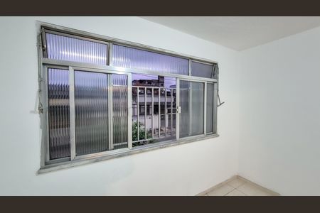 Apartamento à venda com 46m², 2 quartos e 1 vaga Apartamento à venda com 46m², 2 quartos e 1 vagaSala
