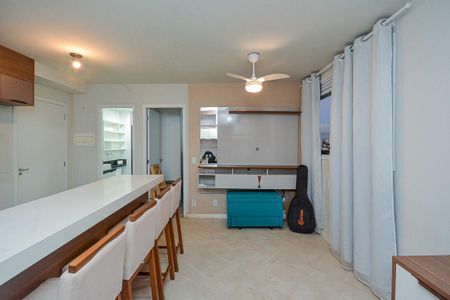 Sala/Cozinha de apartamento para alugar com 1 quarto, 33m² em Socorro, São Paulo