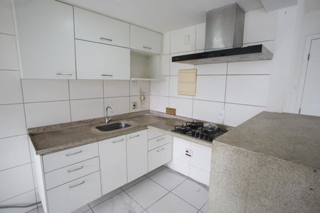 Apartamento à venda com 128m², 3 quartos e 2 vagasCozinha