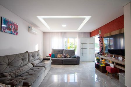 Casa de condomínio para alugar com 420m², 3 quartos e 4 vagas